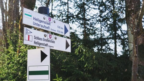 glashuetten-bamberg-heiligenstadt-wegweiser glashuetten bamberg heiligenstadt wegweiser