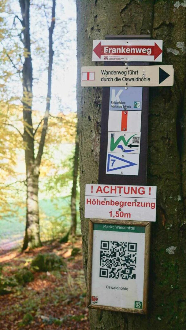 Wegweiser Oswaldhoehle new