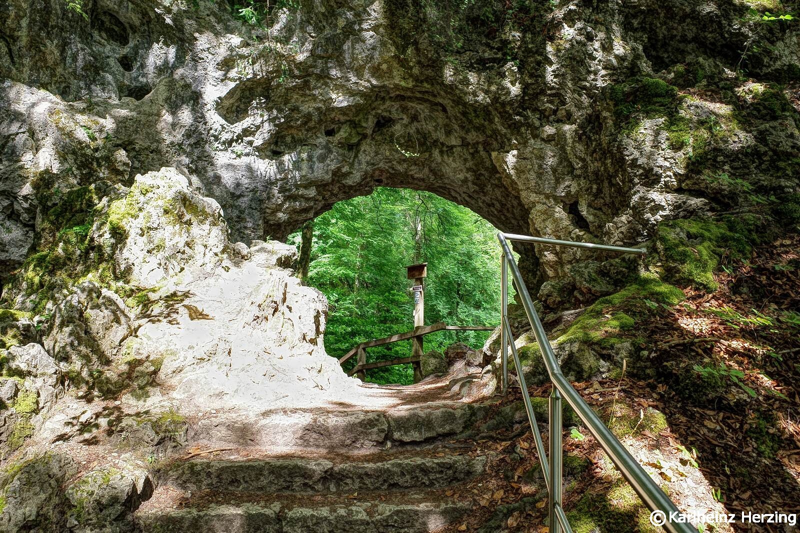 riesenburg versturzhoehle loch