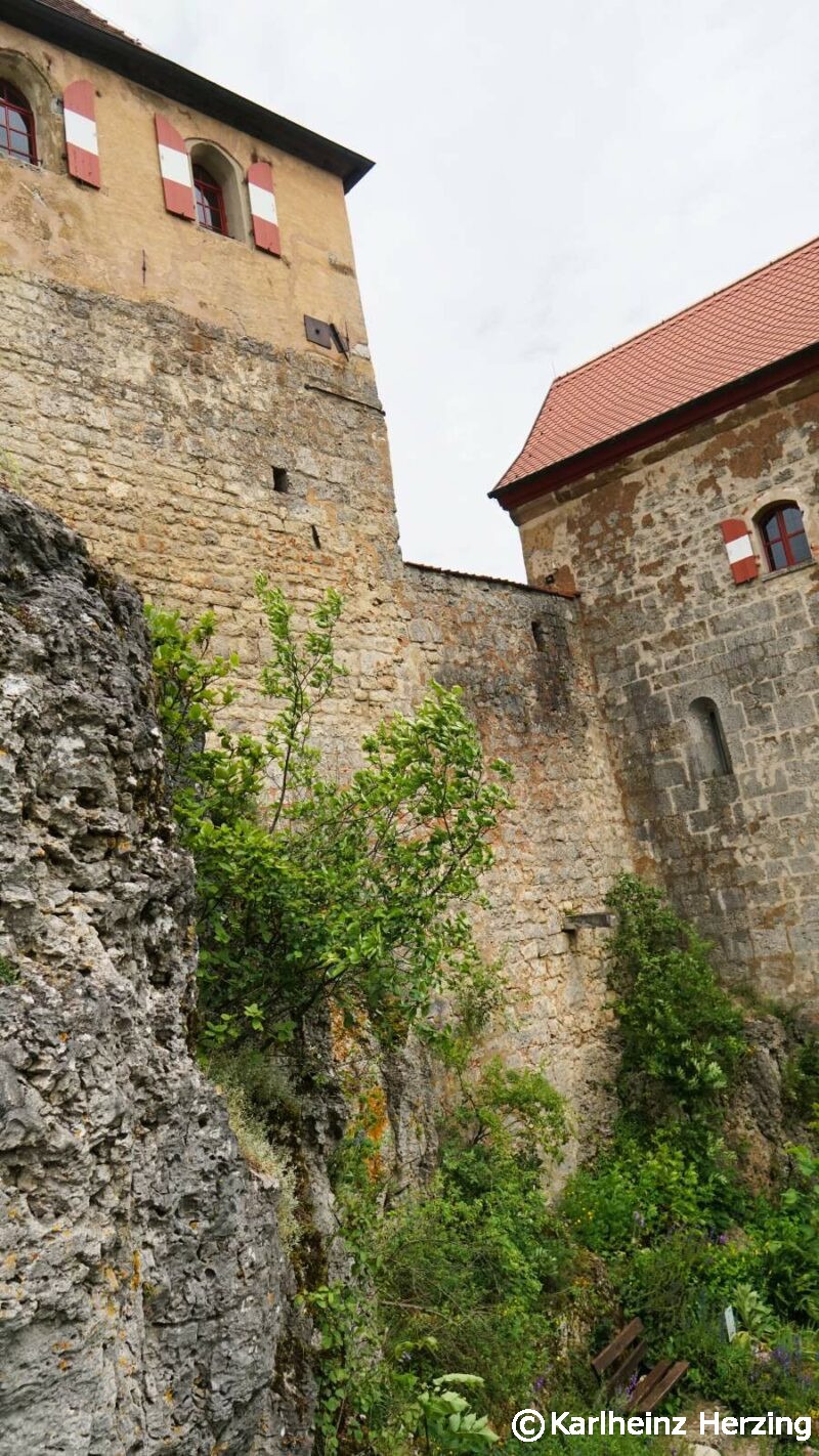 Hohenstein Vorra Ansicht Burg