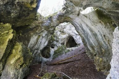 versturzhoehle home